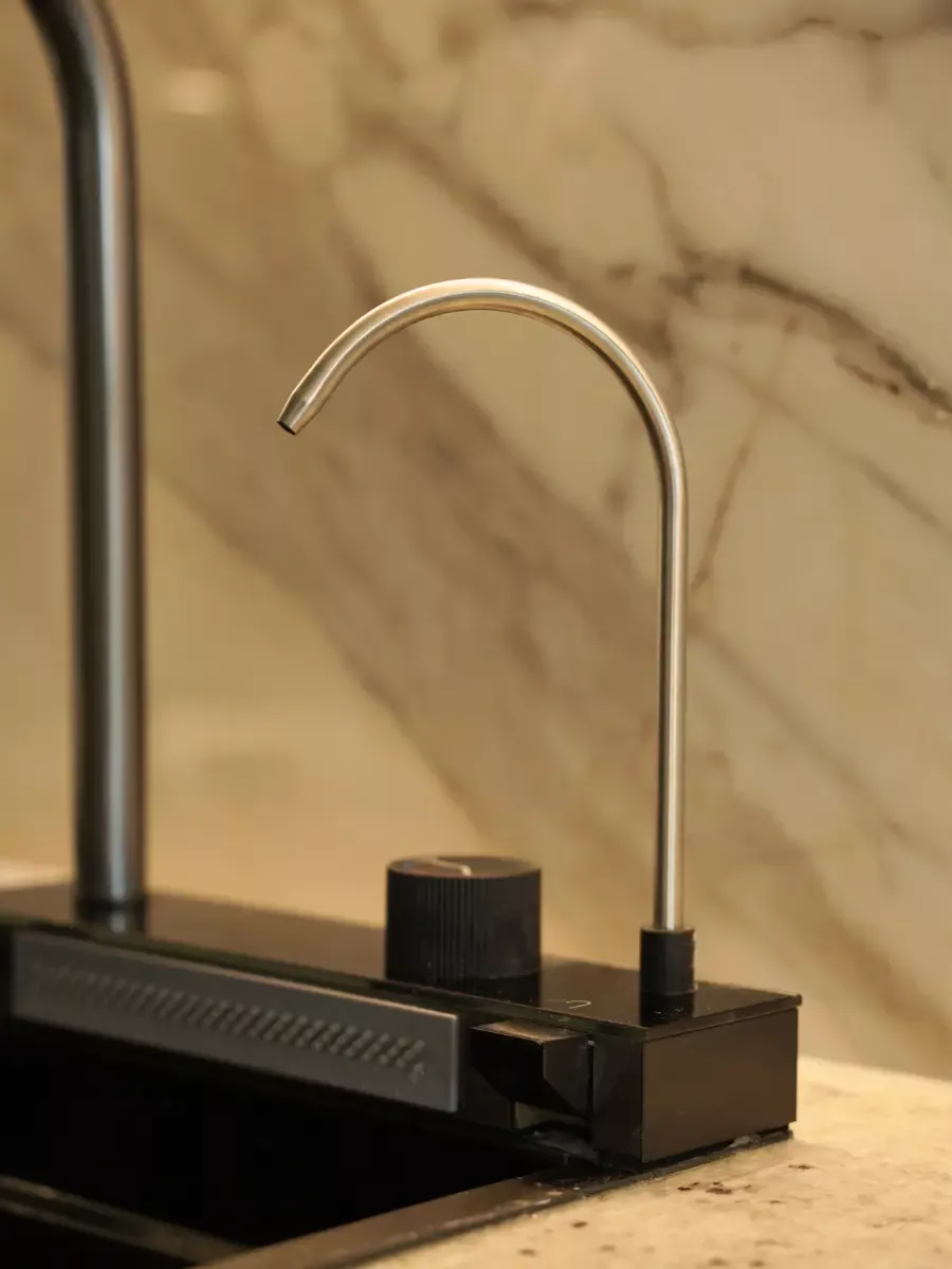 Fixture detail